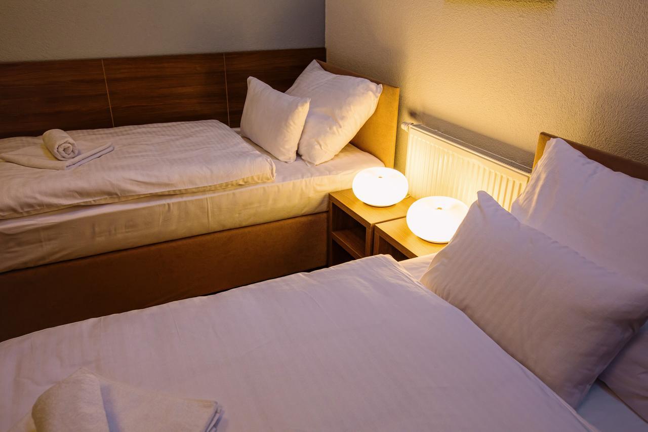 Hotel Na Sustne Krupa Экстерьер фото