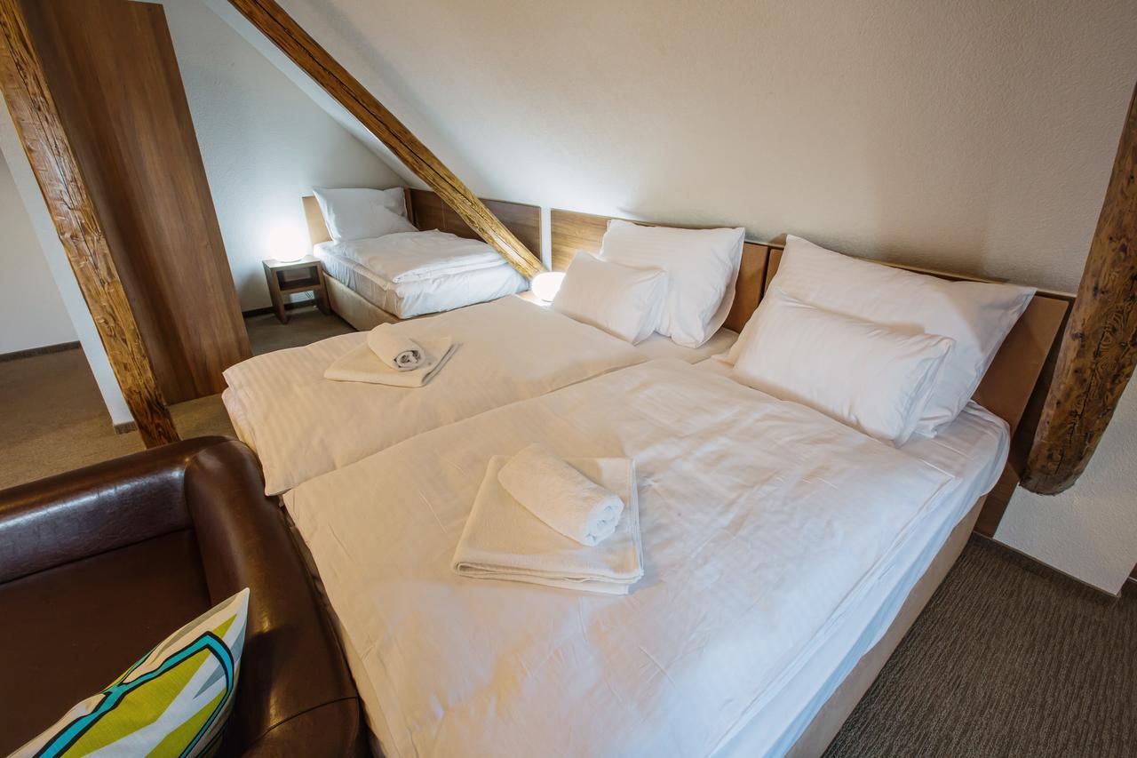 Hotel Na Sustne Krupa Экстерьер фото