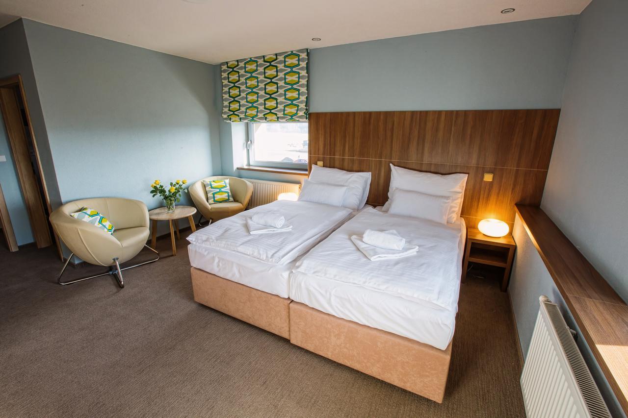 Hotel Na Sustne Krupa Экстерьер фото