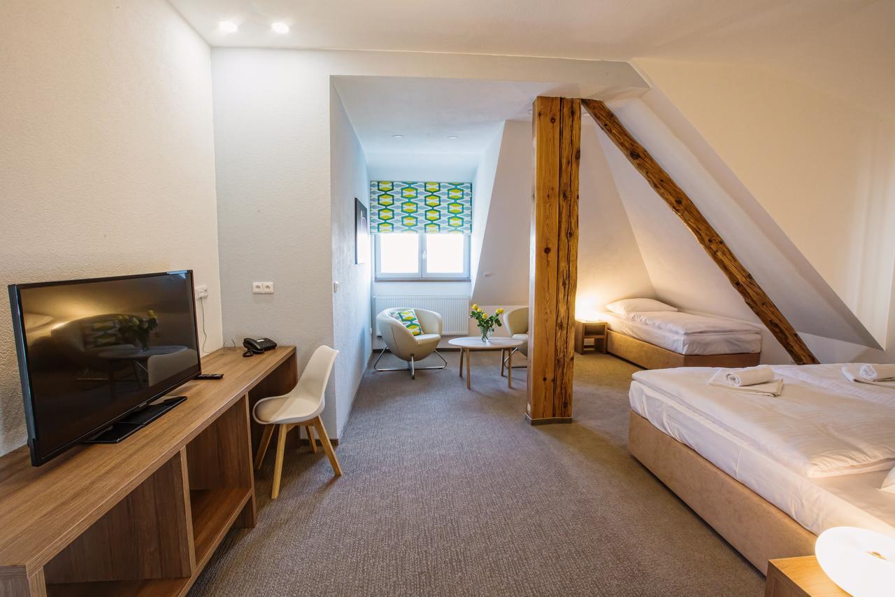 Hotel Na Sustne Krupa Экстерьер фото