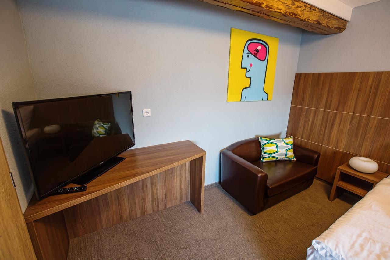 Hotel Na Sustne Krupa Экстерьер фото