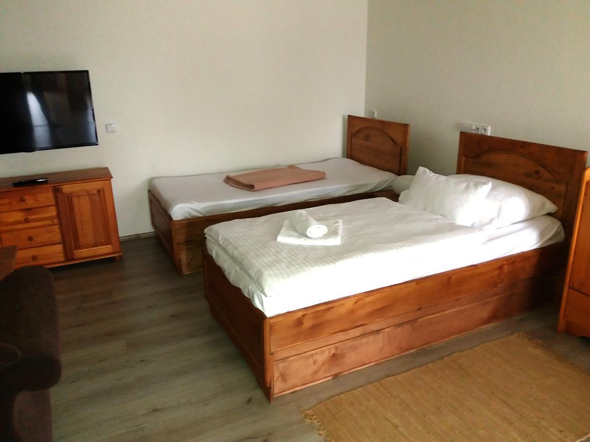 Hotel Na Sustne Krupa Экстерьер фото